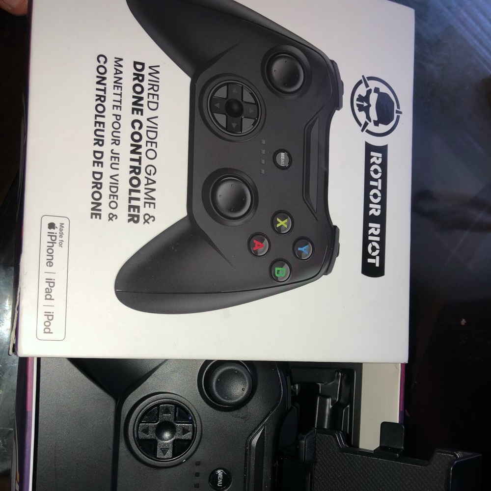 iOS gaming controller